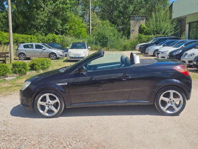 Opel Tigra TwinTop 1.4 16V Sport (4)