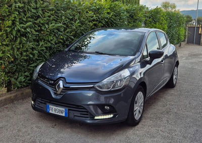 Renault Clio 1.5 dCi 8V 75CV Start&Stop 5 porte Duel usata