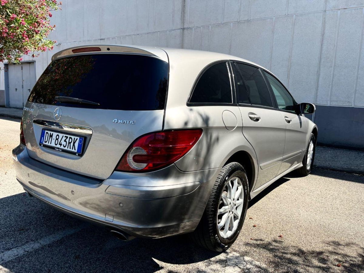 Mercedes-Benz Classe R 320 CDI cat 4Matic Sport (6)