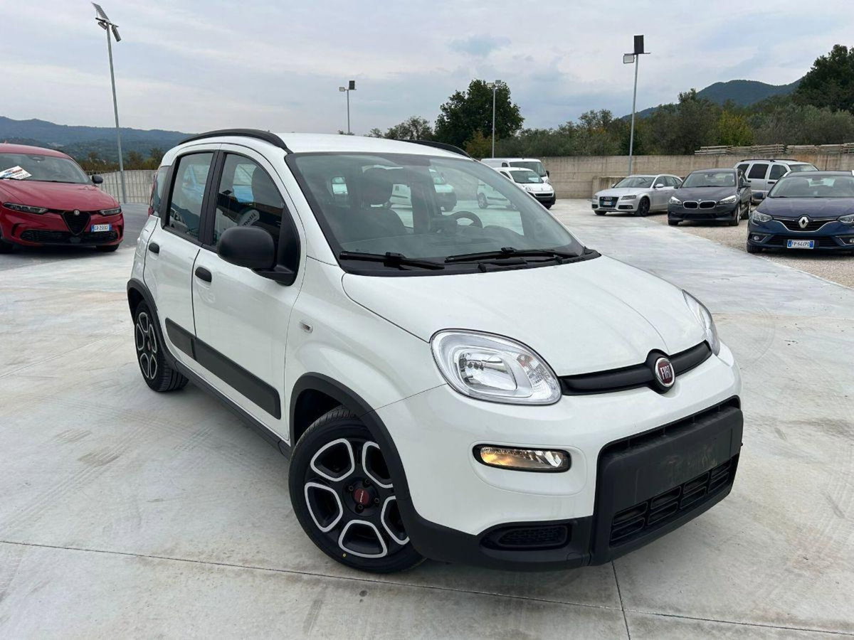 Fiat Panda 1.0 FireFly S&S Hybrid City Cross