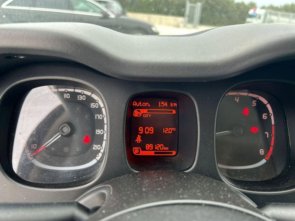 Fiat Panda 1.0 FireFly S&S Hybrid City Cross (12)