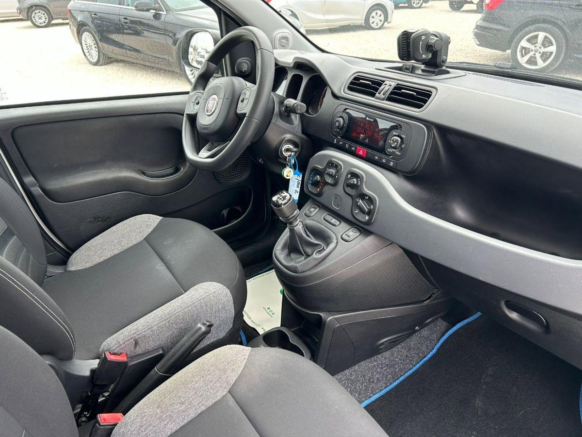 Fiat Panda 1.0 FireFly S&S Hybrid City Cross (7)