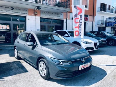 Volkswagen Golf 2.0 TDI SCR Life usata