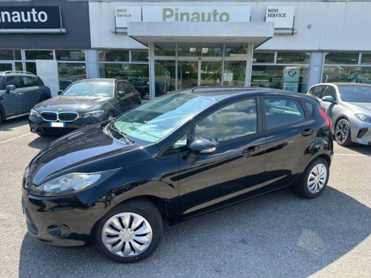 Ford Fiesta 1.4 TDCi 68CV 5 porte Titanium (3)