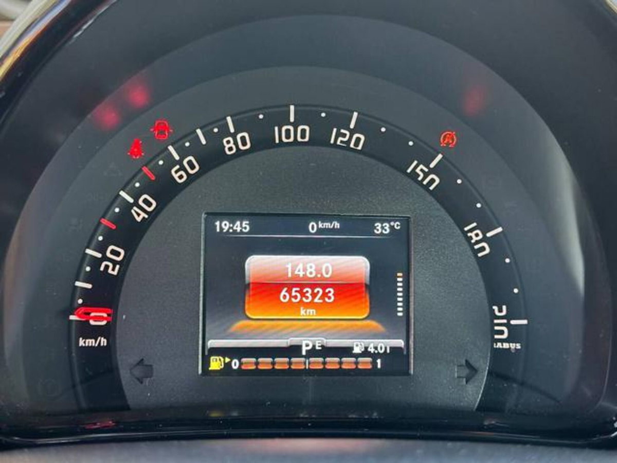 smart Fortwo BRABUS 0.9 Turbo twinamic Xclusive (19)