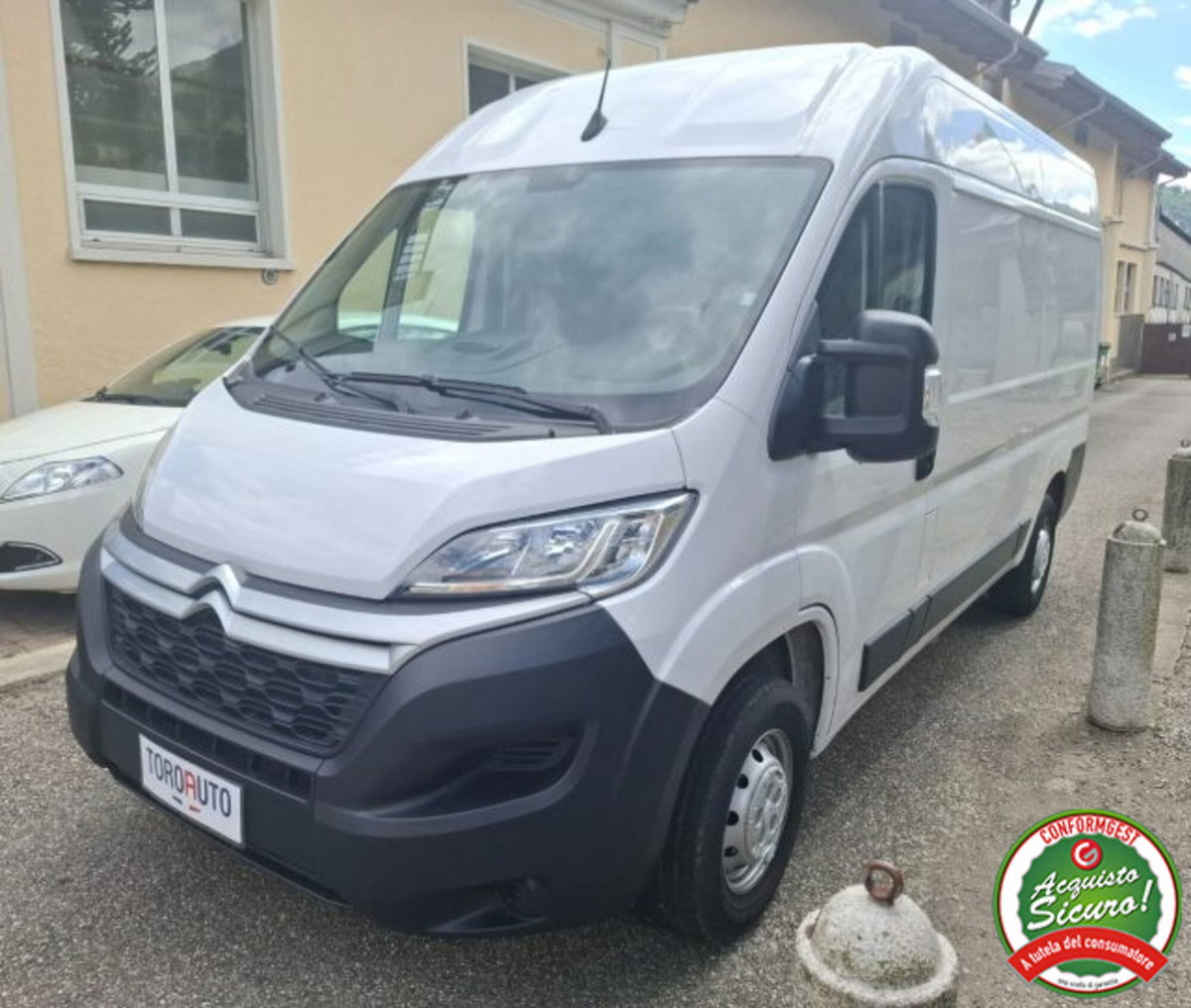 Citroen Jumper Furgone 33 BlueHDi 140 S&S PM-TM Furgone Vetrato (3)