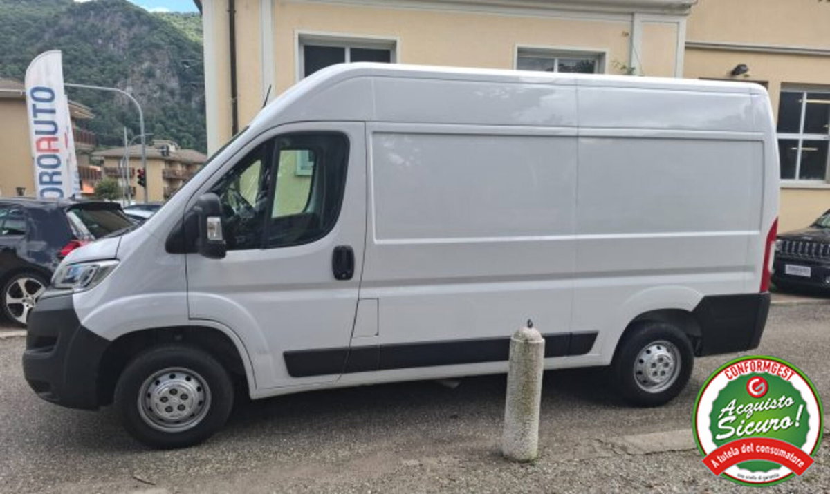 Citroen Jumper Furgone 33 BlueHDi 140 S&S PM-TM Furgone Vetrato (4)