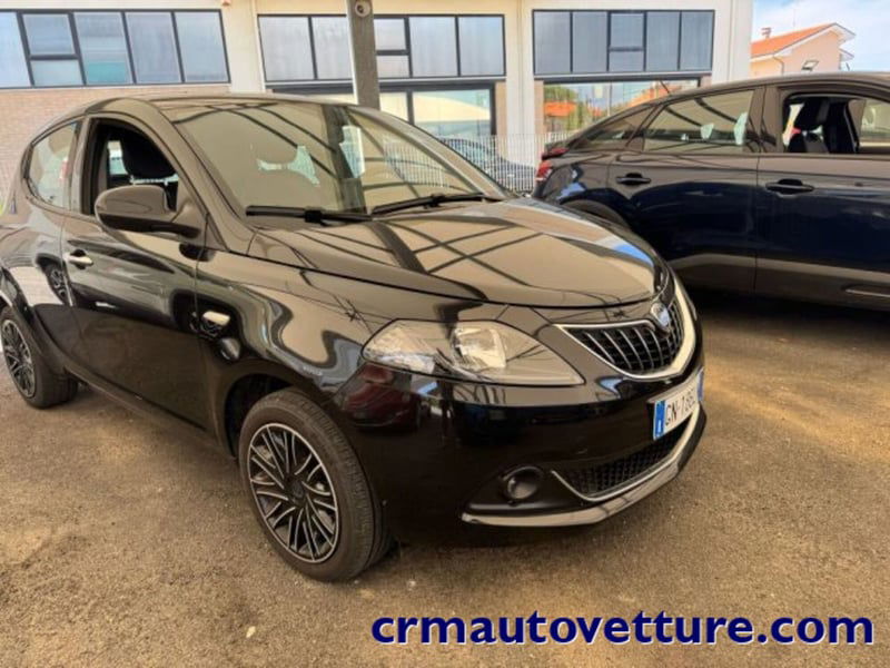 Lancia Ypsilon 1.0 FireFly 5 porte S&S Hybrid Gold Plus