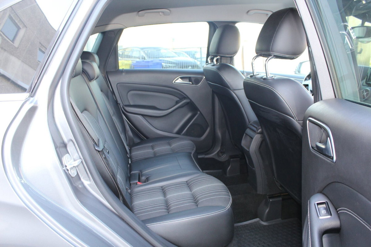 Mercedes-Benz Classe B 200 CDI Automatic Premium (11)