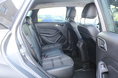 Mercedes-Benz Classe B 200 CDI Automatic Premium (11)