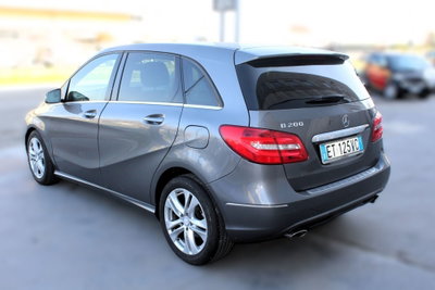 Mercedes-Benz Classe B 200 CDI Automatic Premium (5)