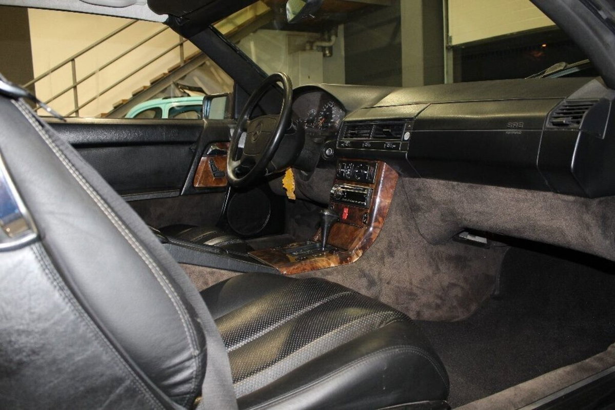 Mercedes-Benz 300 Cabrio 300 SL-24 cat (13)