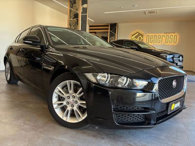 Jaguar XE 2.0 D Turbo 180CV aut. Prestige usata
