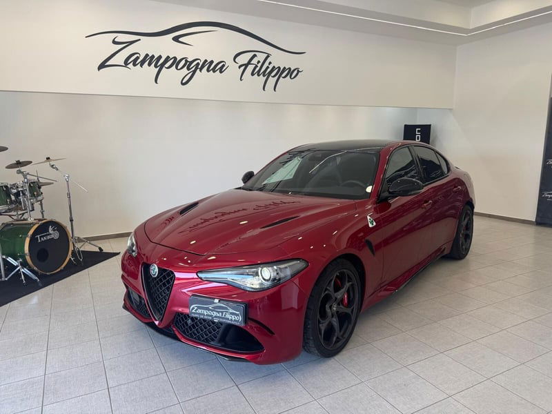 Alfa Romeo Giulia 2.9 T V6 AT8 Quadrifoglio