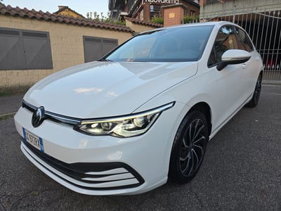 Volkswagen Golf 1.0 eTSI EVO DSG Life usata
