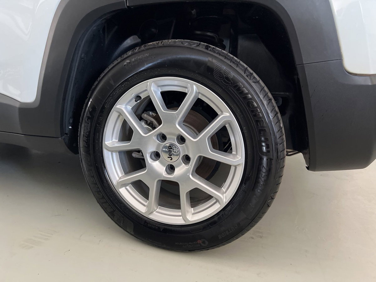 Jeep Renegade 1.3 T4 240CV PHEV 4xe AT6 S (2)
