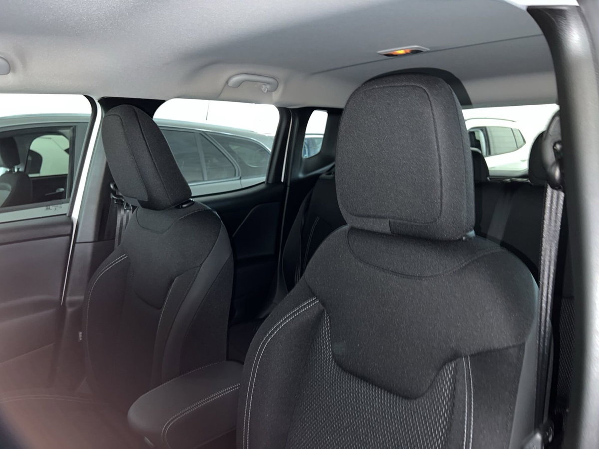 Jeep Renegade 1.3 T4 240CV PHEV 4xe AT6 S (3)