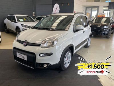 Fiat Panda 1.0 FireFly S&S Hybrid City Cross usata