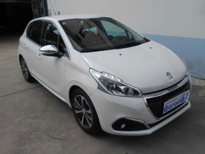 Peugeot 208 100 5 porte Allure usata