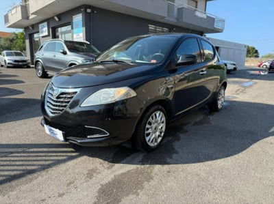 Lancia Ypsilon 0.9 TwinAir 85 CV 5 porte S&S Silver usata