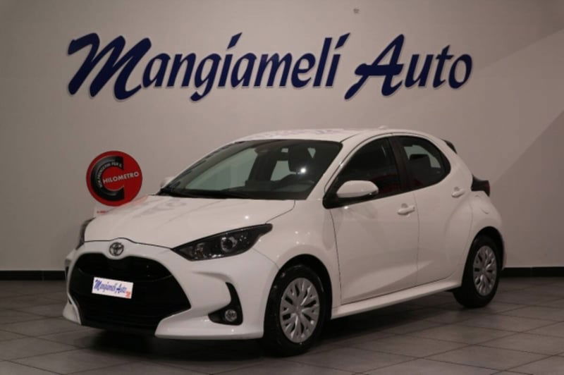 Toyota Yaris 1.0 5 porte Active
