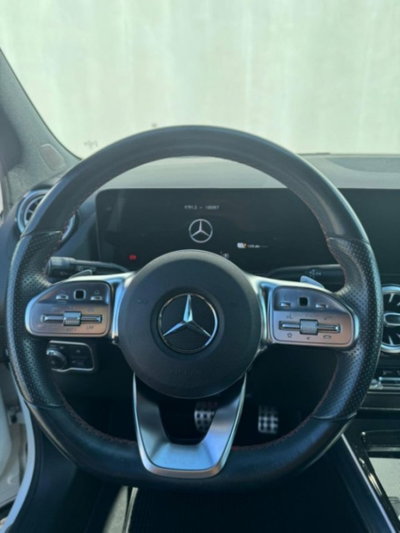 Mercedes-Benz GLA SUV 250 e Plug-in hybrid Automatic Premium (15)