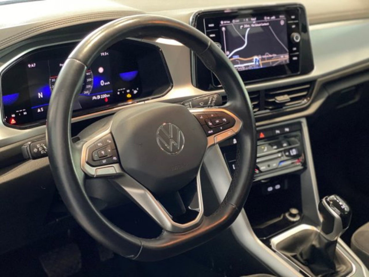Volkswagen T-Roc 1.5 tsi R-Line dsg (11)