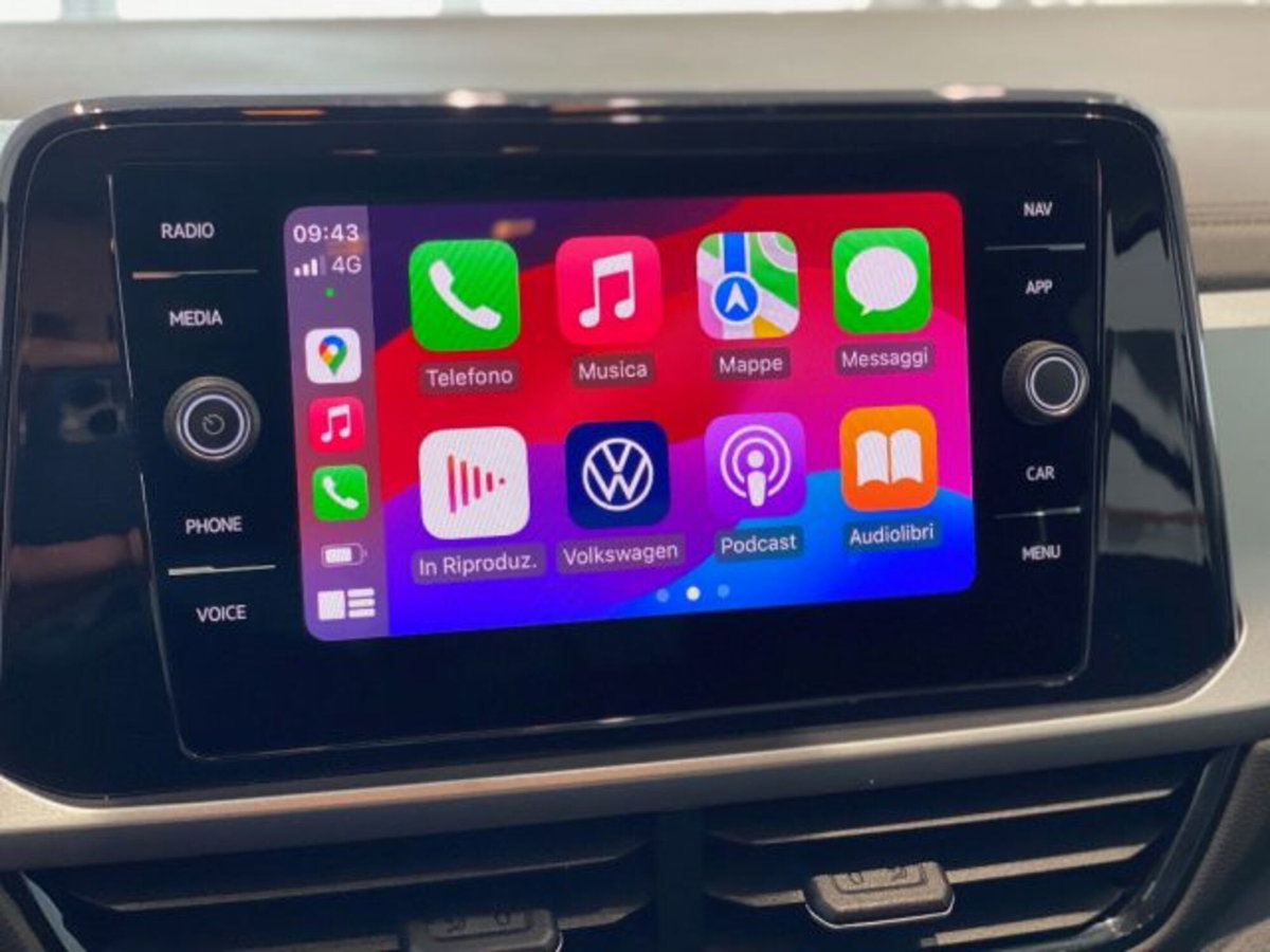 Volkswagen T-Roc 1.5 tsi R-Line dsg (14)