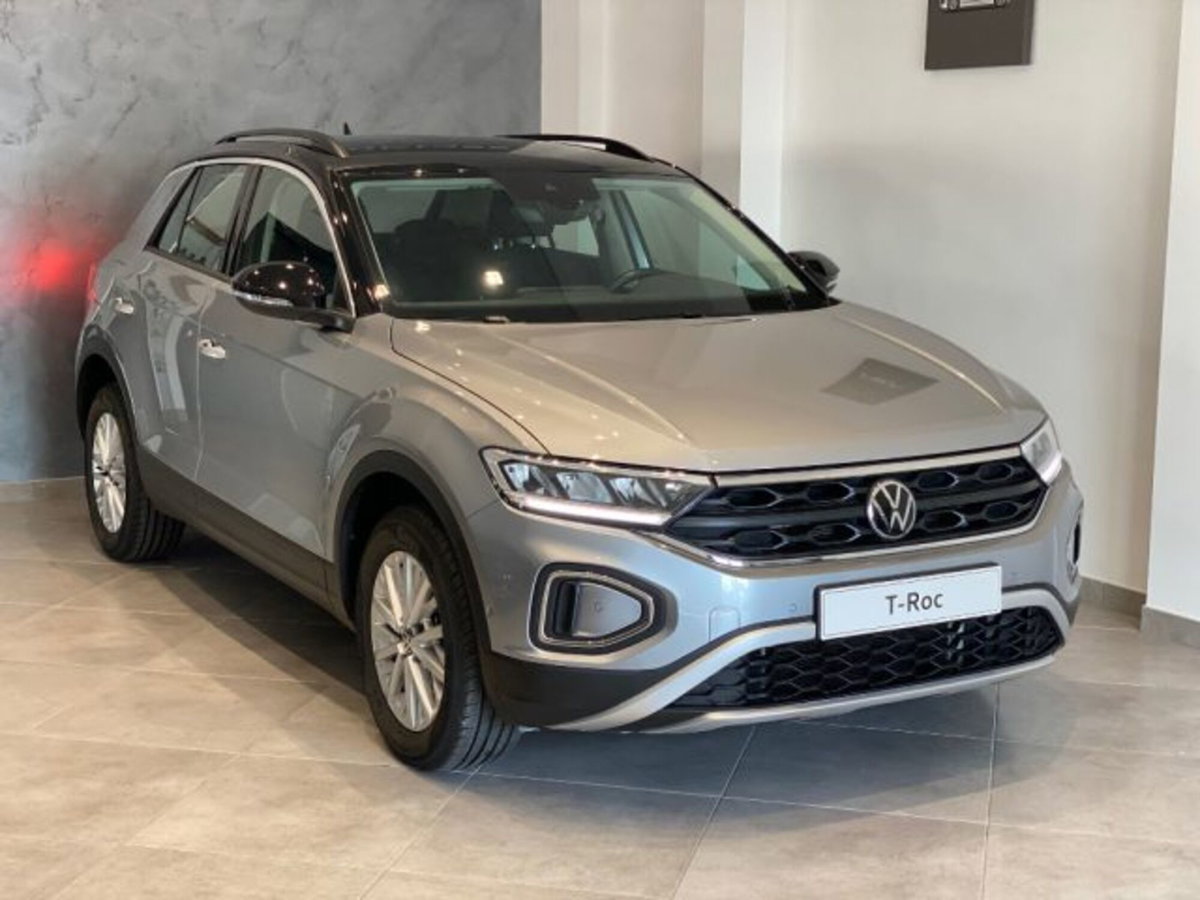 Volkswagen T-Roc 1.5 tsi R-Line dsg (18)