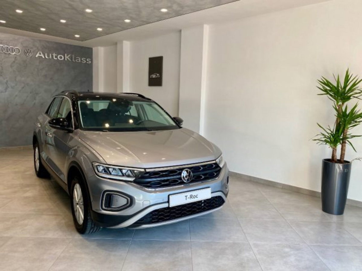 Volkswagen T-Roc 1.5 tsi R-Line dsg (6)