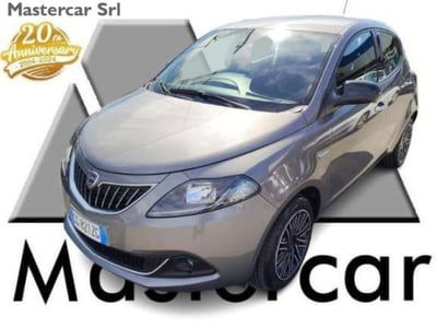 Lancia Ypsilon 1.0 FireFly 5 porte S&S Hybrid Gold Plus usata