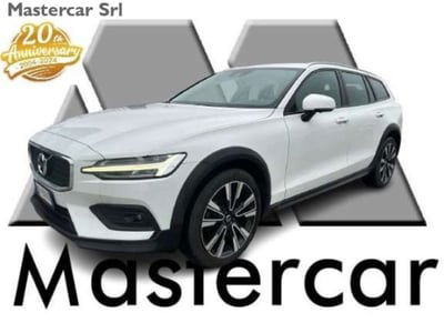 Volvo V60 Cross Country B4 (d) AWD Geartronic Business Pro Line usata