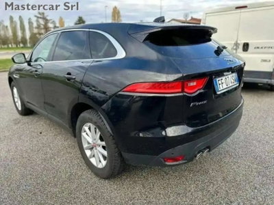 Jaguar F-Pace 2.0 D 180 CV AWD Prestige (4)