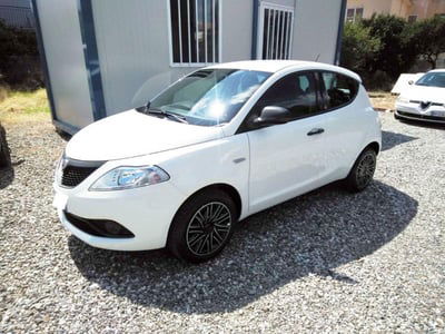 Lancia Ypsilon 1.2 69 CV 5 porte Elefantino Blu