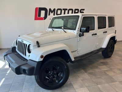 Jeep Wrangler Unlimited 2.8 CRD DPF Sahara Auto usata
