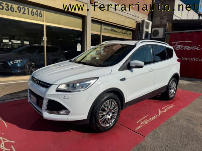 Ford Kuga 2.0 TDCI 140 CV 4WD Powershift Titanium