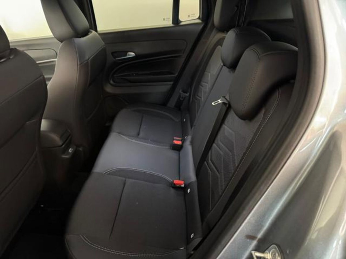 Jeep Avenger 1.2 turbo e-hybrid mhev Summit fwd 110cv edct6 (11)