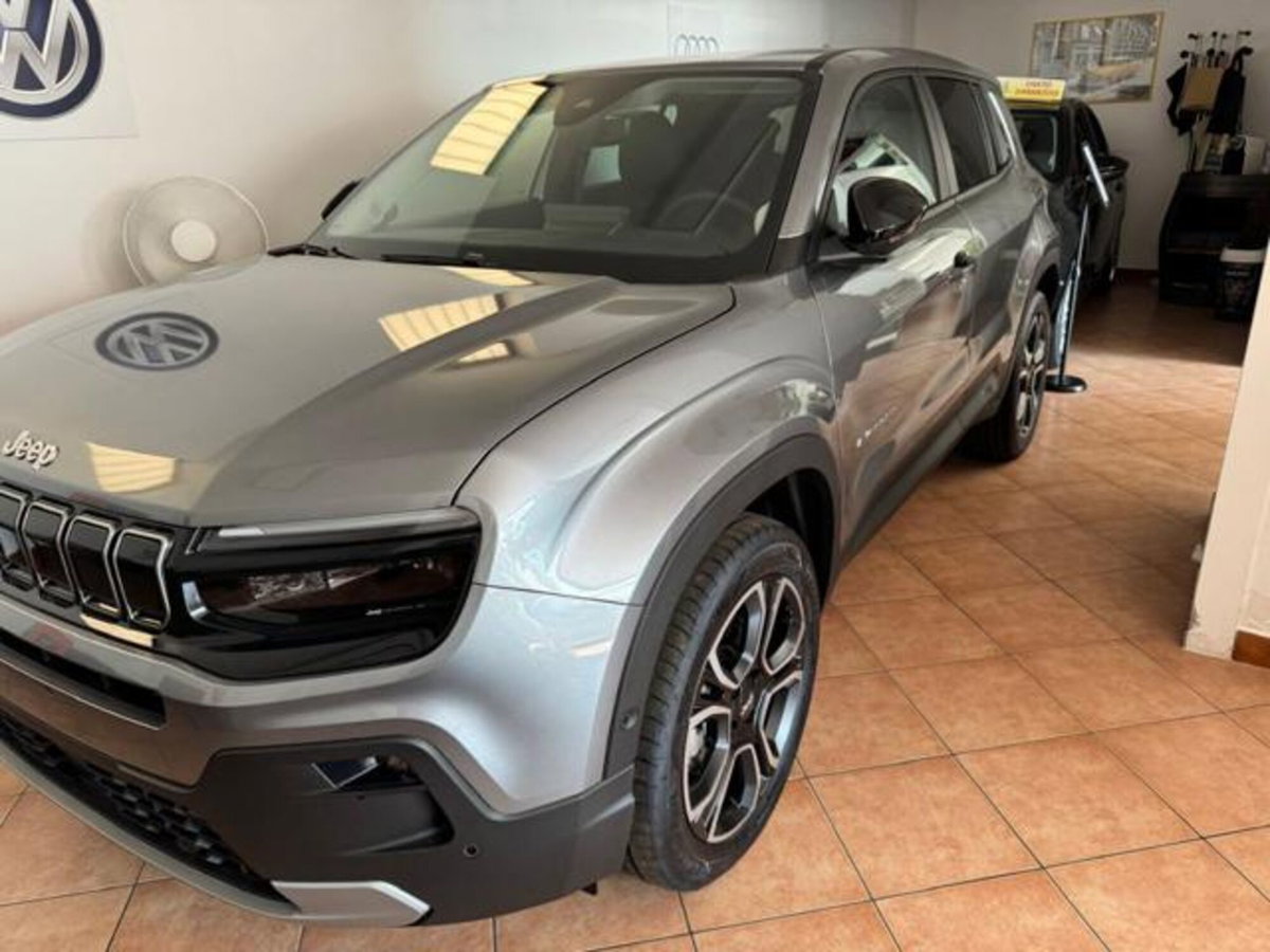 Jeep Avenger 1.2 turbo e-hybrid mhev Summit fwd 110cv edct6 (3)
