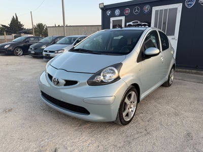 Toyota Aygo 1.0 12V VVT-i 5 porte Sol usata