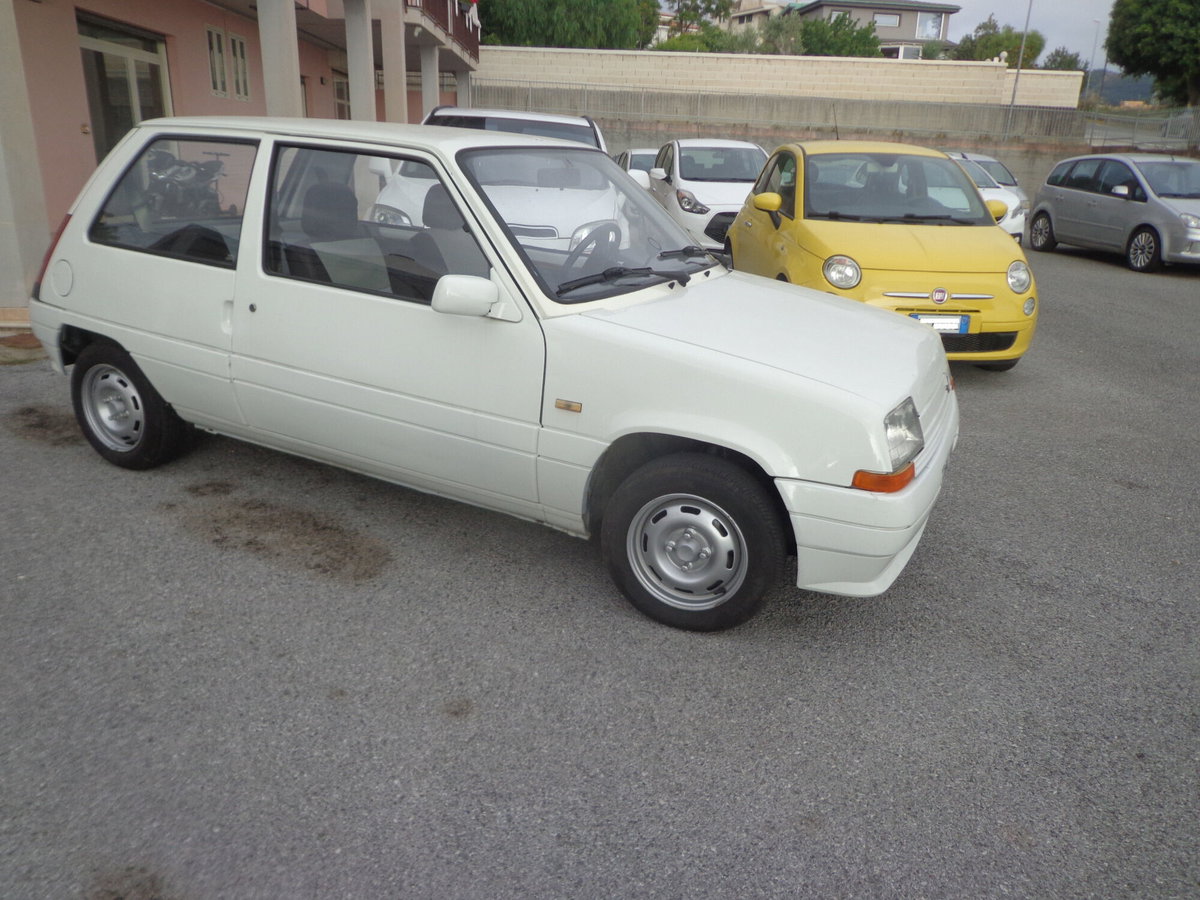 Renault 5 5 porte Campus (2)
