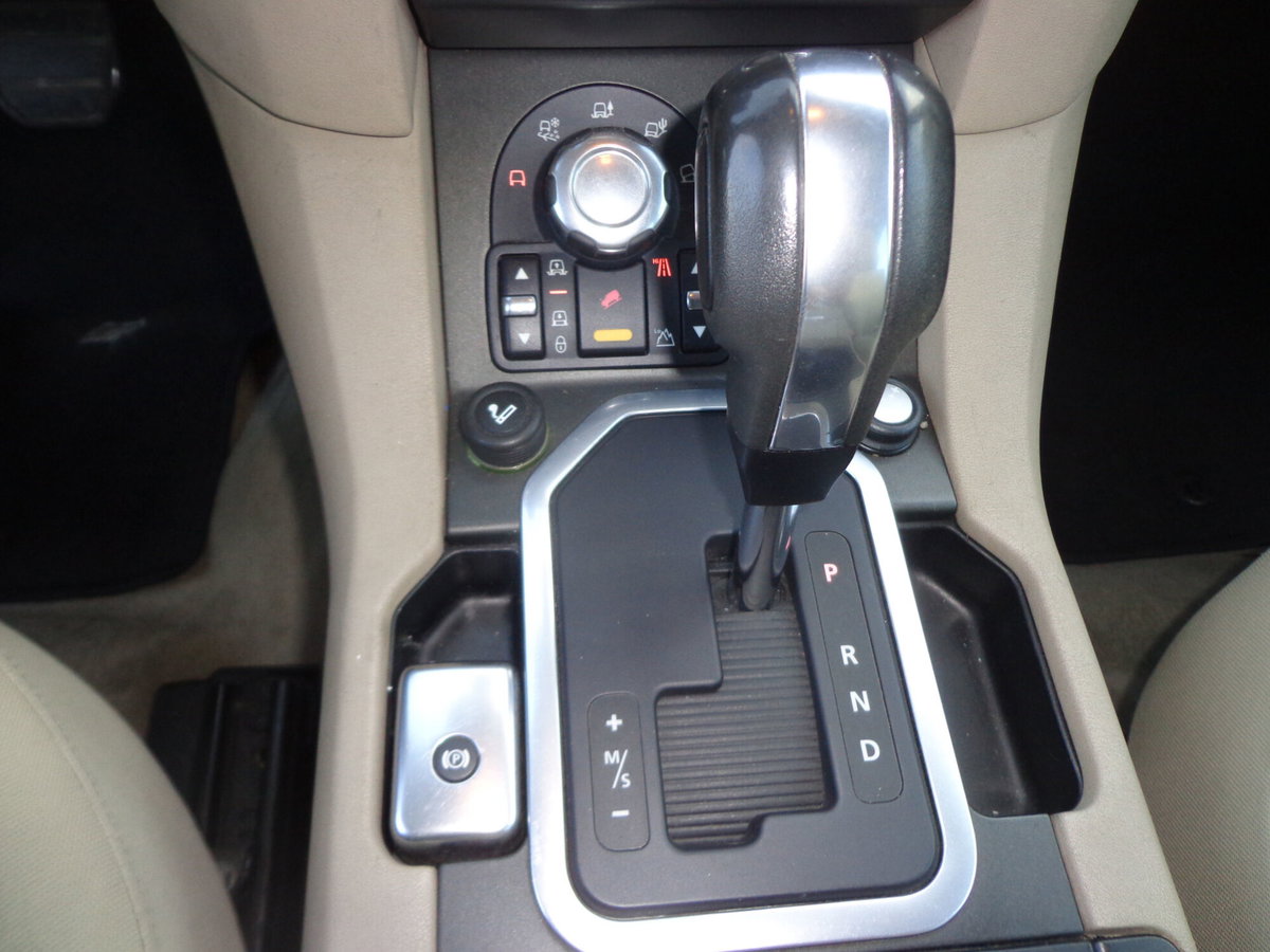 Land Rover Discovery 4 3.0 TDV6 SE (10)