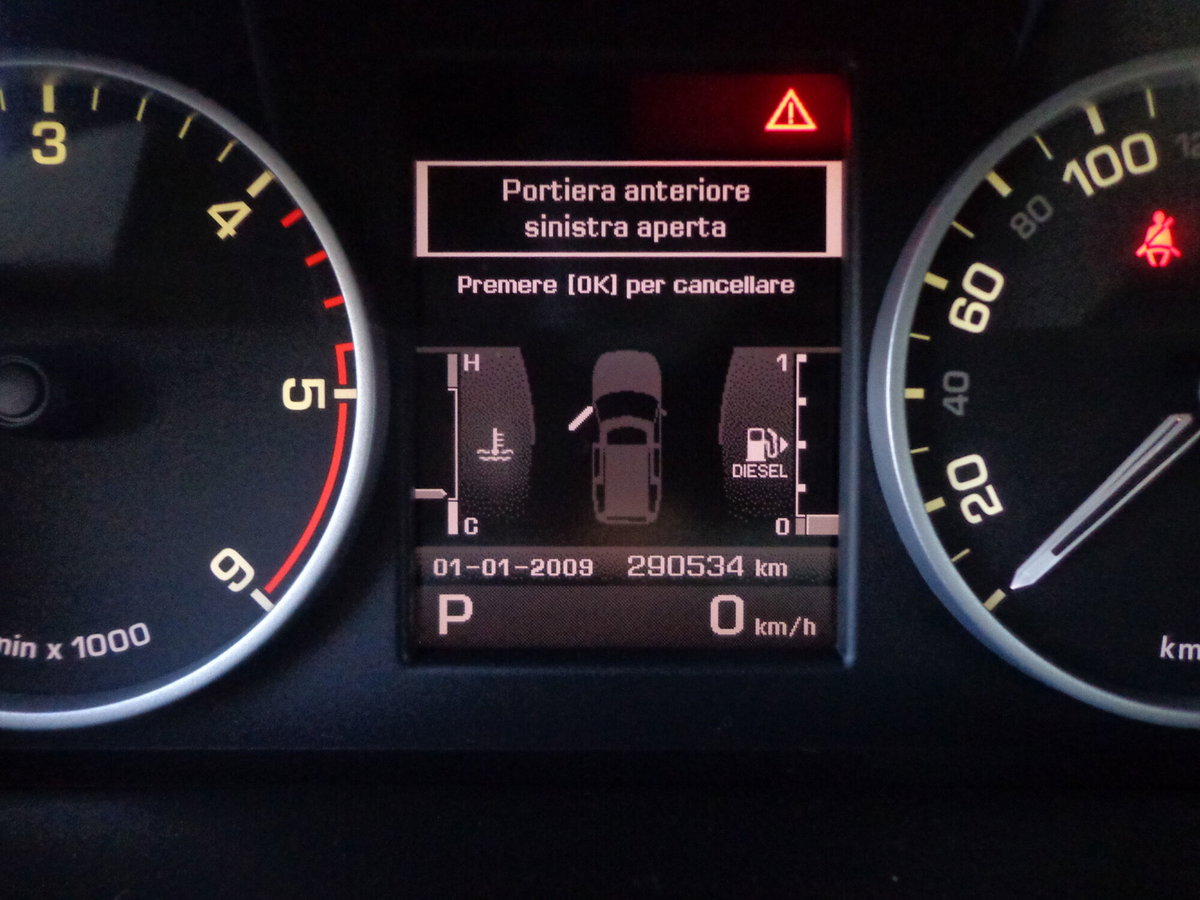 Land Rover Discovery 4 3.0 TDV6 SE (15)
