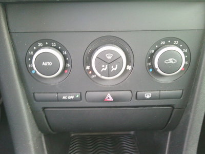 Saab 9-3 Cabrio 1.9 TiD 16V DPF Linear (9)