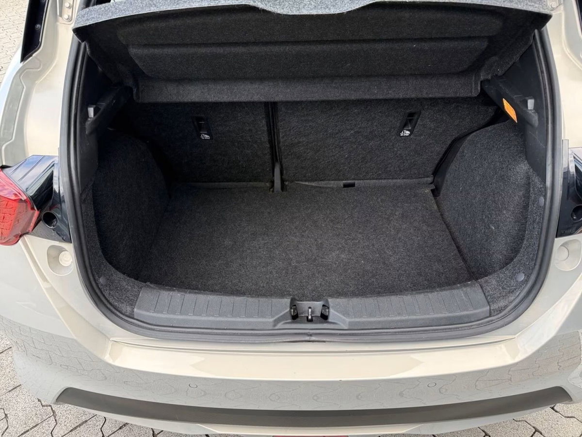Nissan Micra IG-T 92 Xtronic 5 porte N-Design (15)