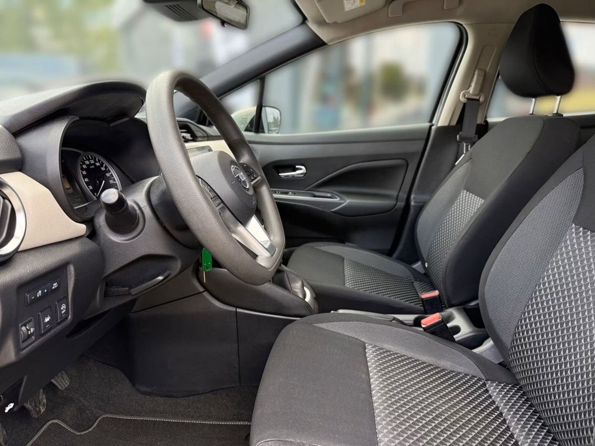 Nissan Micra IG-T 92 Xtronic 5 porte N-Design (7)