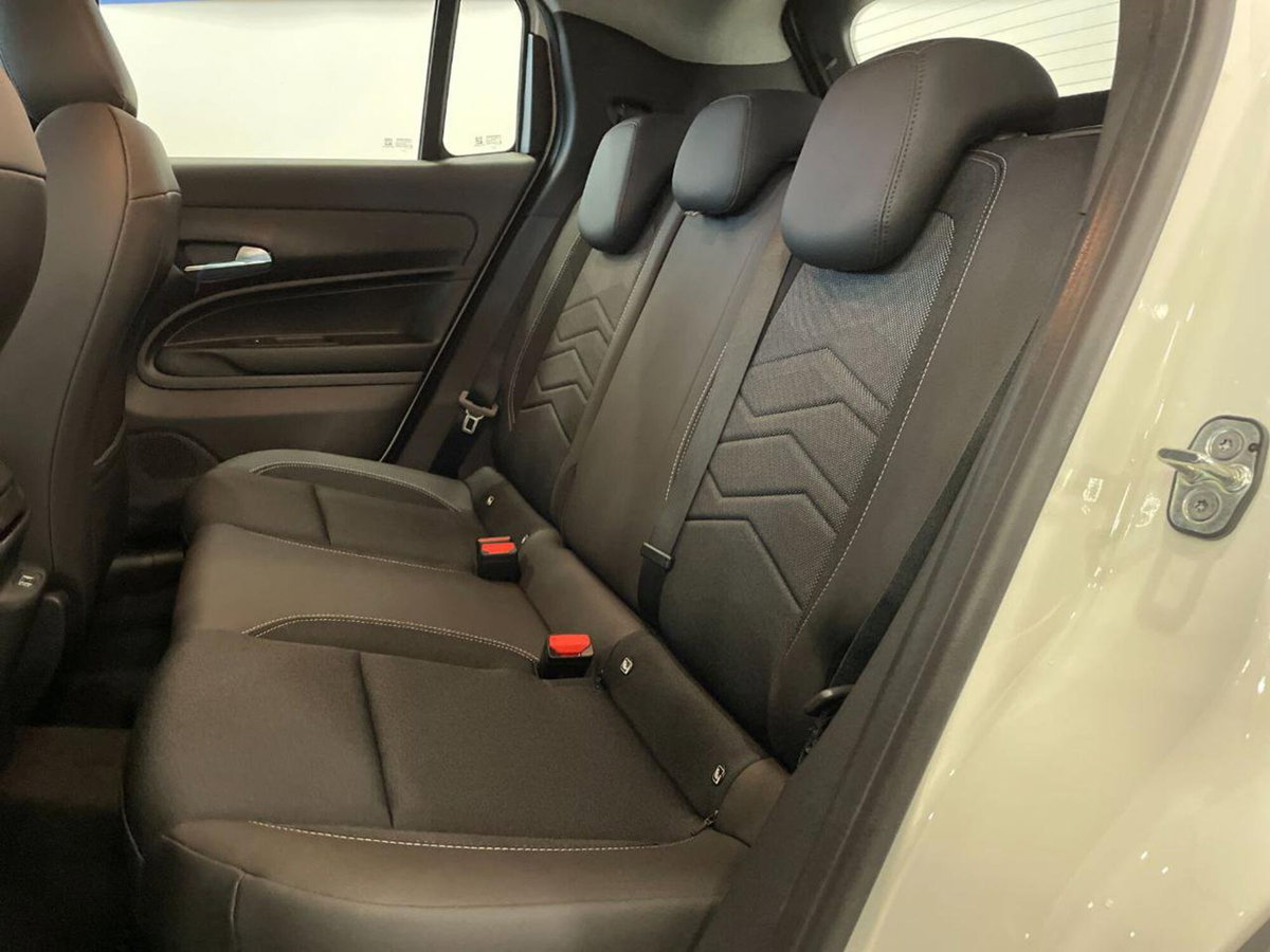 Jeep Avenger 1.2 turbo Altitude fwd 100cv (10)