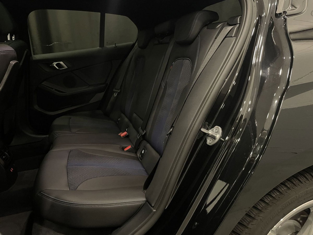 BMW Serie 1 5p. 118i 5p. Msport (10)