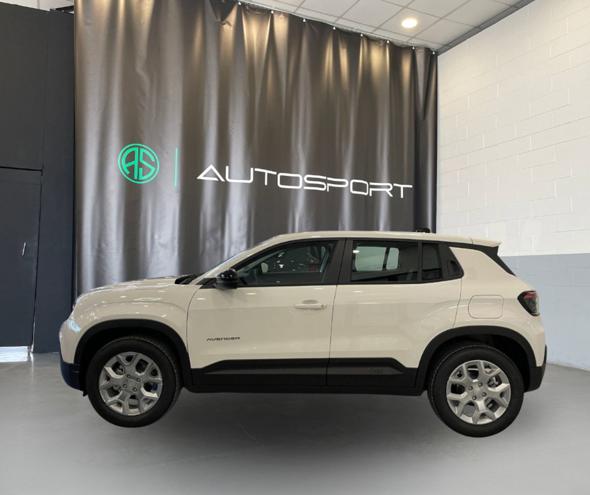 Jeep Avenger 1.2 turbo Altitude fwd 100cv (5)