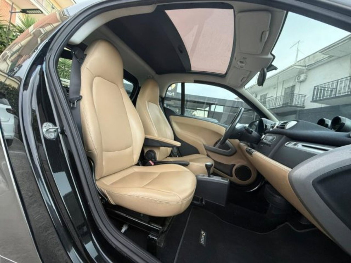 smart Fortwo 1000 62 kW coupé passion (17)