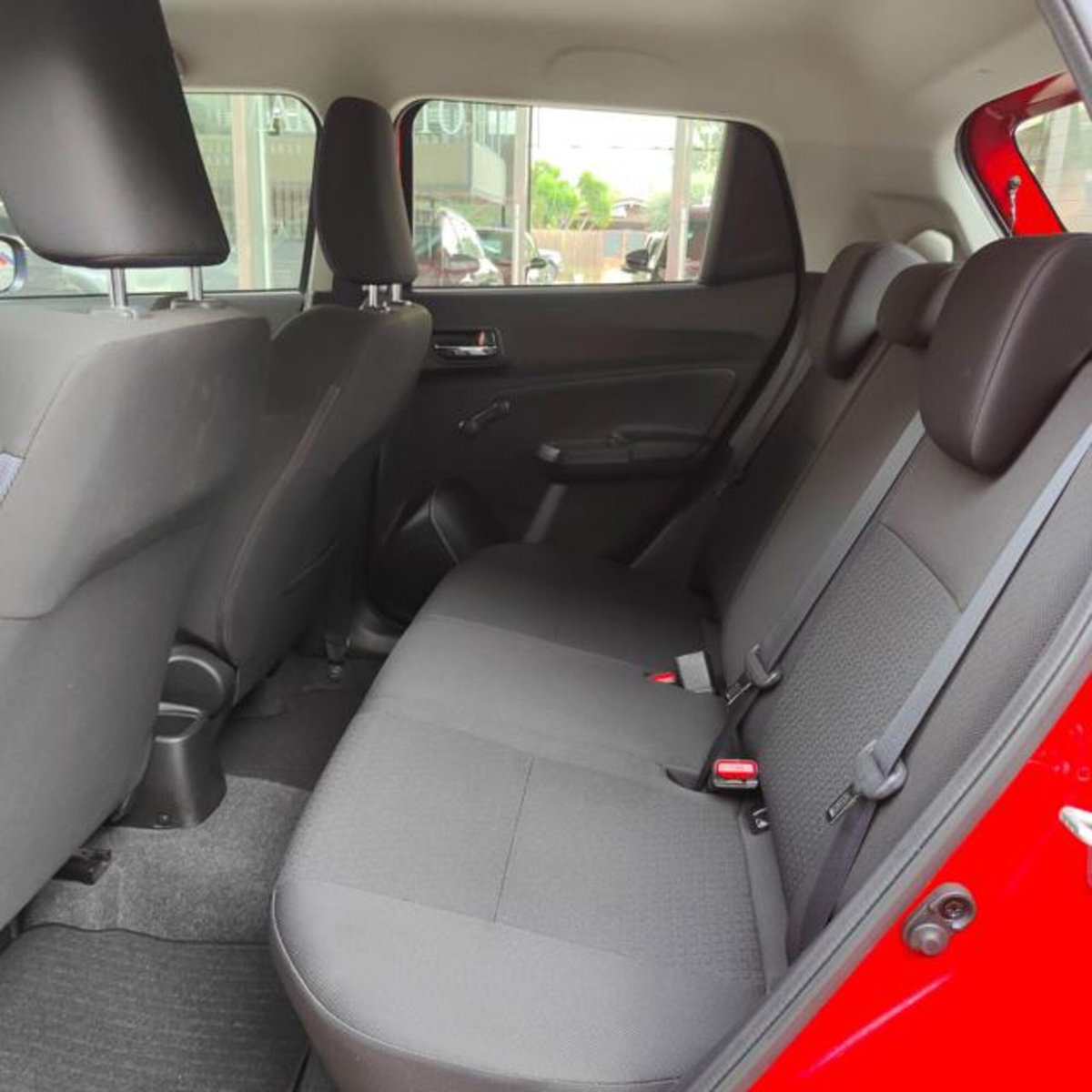 Suzuki Swift 1.2 Hybrid CVT Easy Top (10)